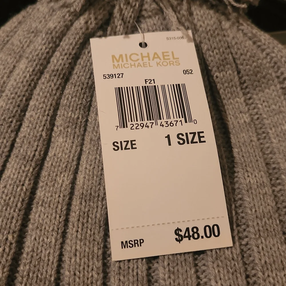 MICHAEL Michael Kors beanie with pom - Picture 2 of 5